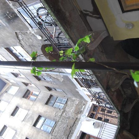 Budapest Centrum Cozy Hostel ภายนอก รูปภาพ