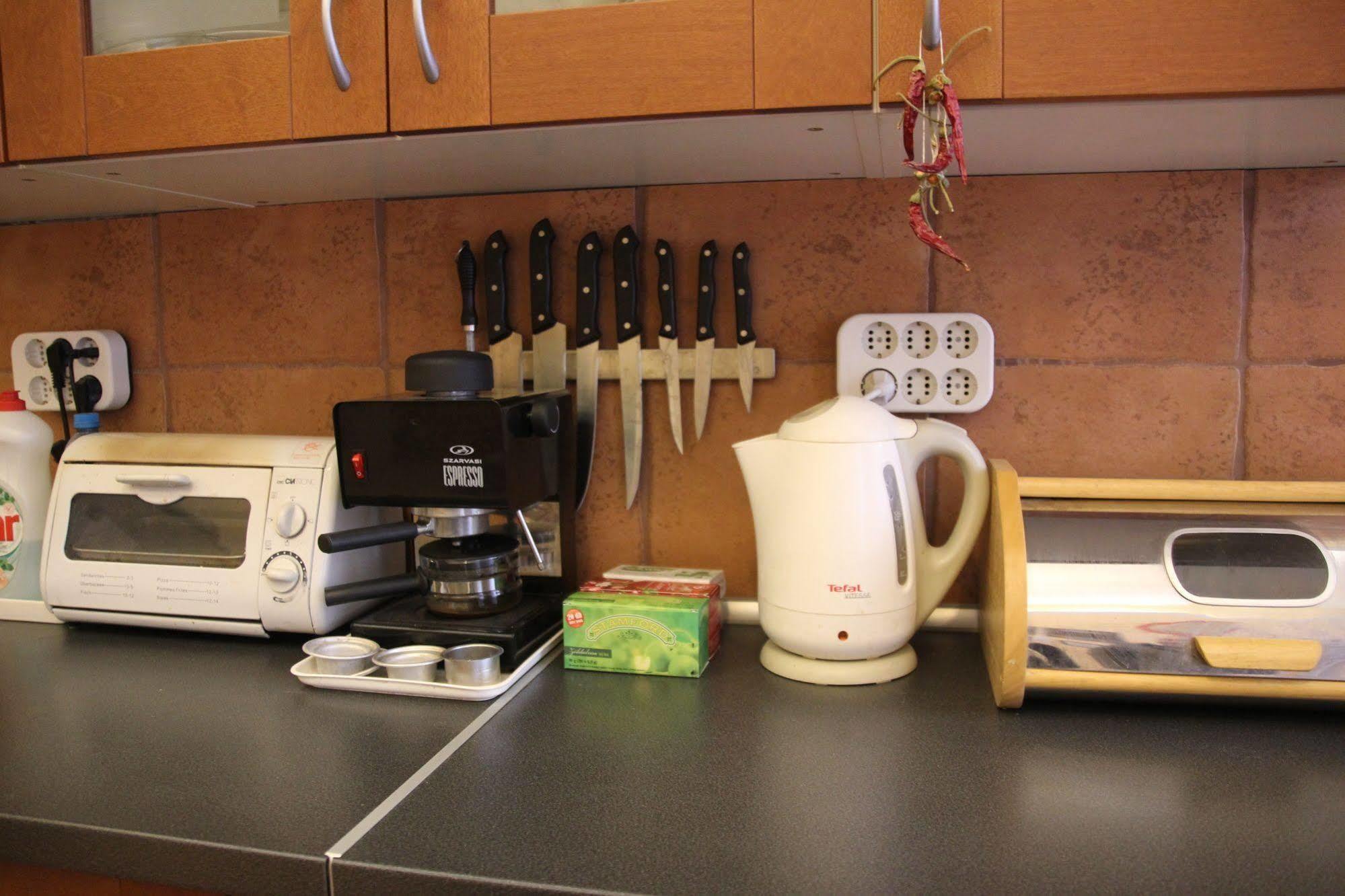 Budapest Centrum Cozy Hostel ภายนอก รูปภาพ